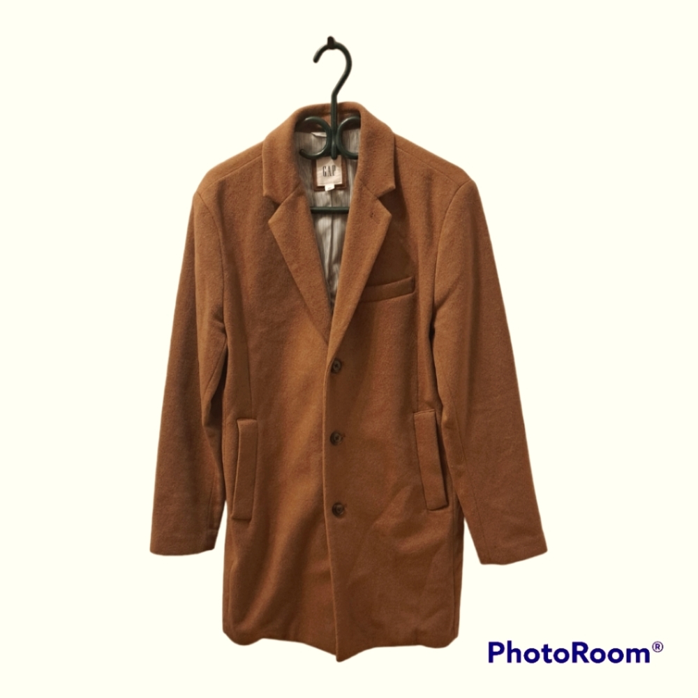 Sm Gap overcoat